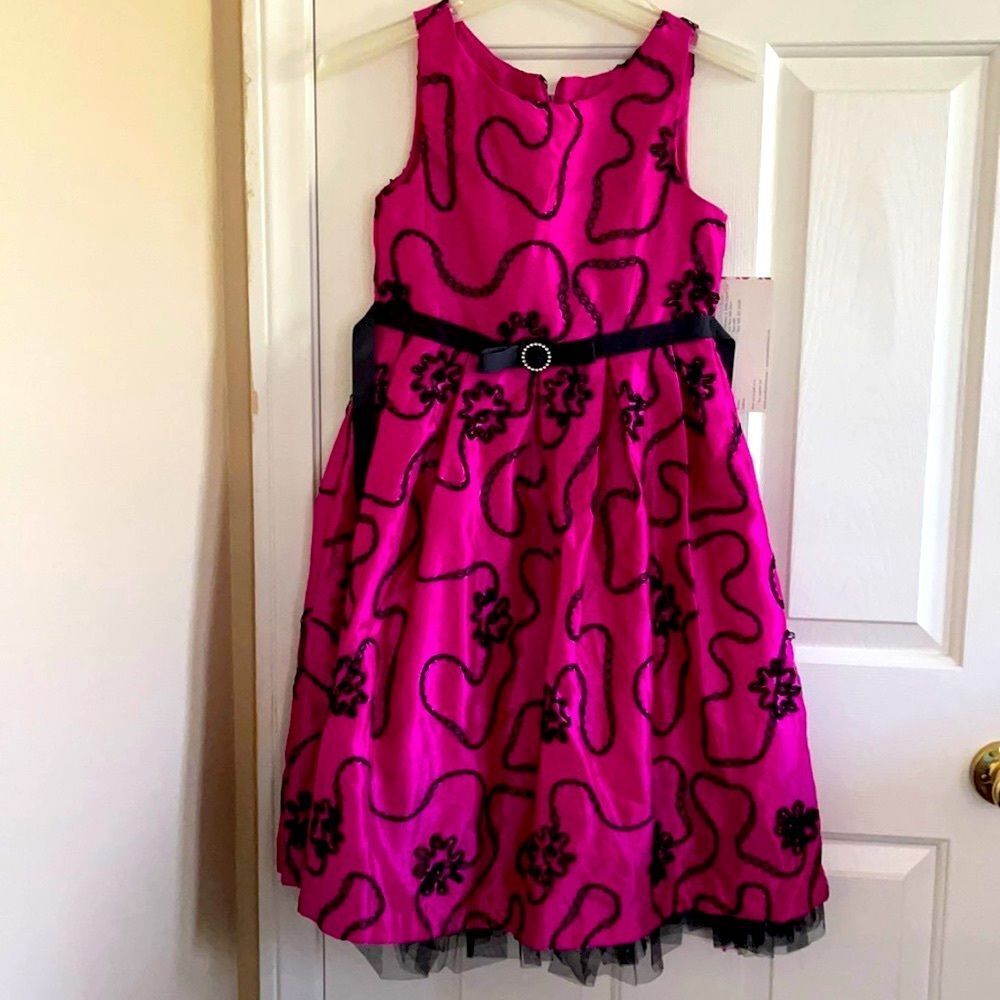 Sweet Heart Rose bright Pink/Black beautiful Dress